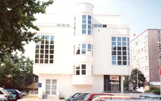 Administrativní budova Molákova